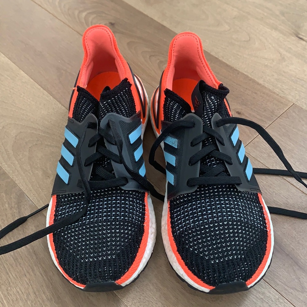 Adidas Women’s Ultraboost Sneakers size 8